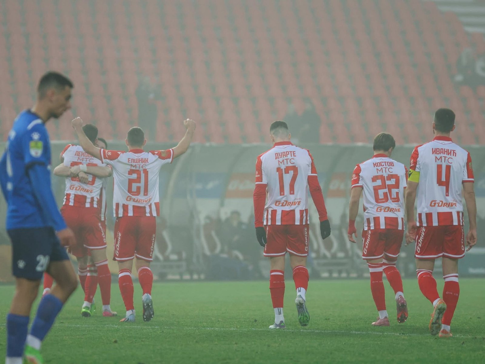 Magla i dim nisu smetali Zvezdi – četvorka za kraj jesenjeg dela